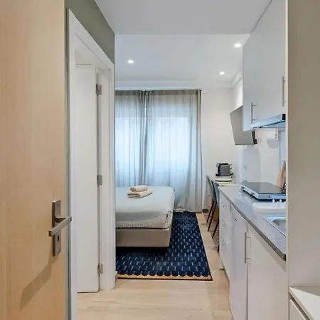 Lovely Fully Equipped Near Subway N5 Apartamento